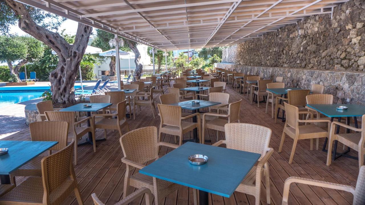 Golden Alexandros Hotel Corfu  Buitenkant foto