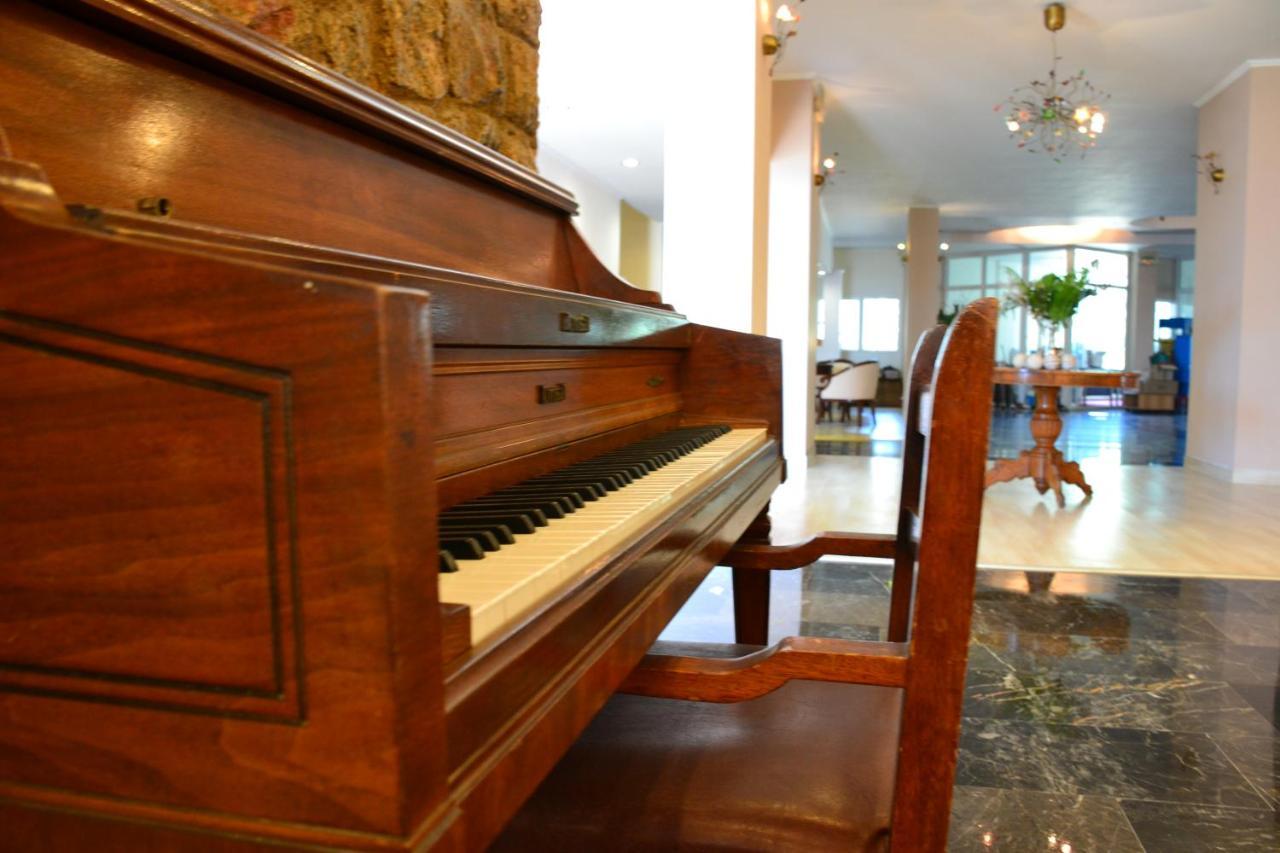 Golden Alexandros Hotel Corfu  Buitenkant foto