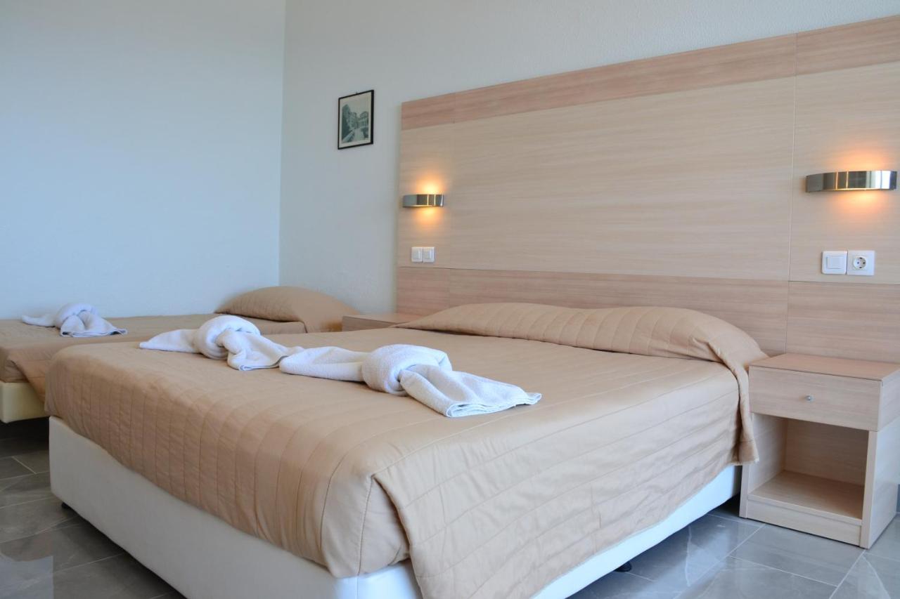 Golden Alexandros Hotel Corfu  Buitenkant foto